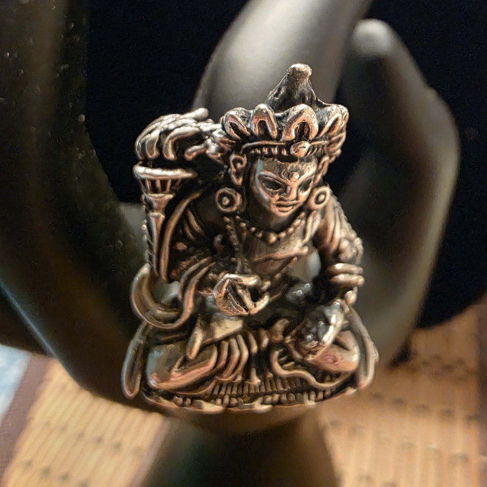Vintage Sterling Silver Meditative Buddha Sitting On A Lotus Flower Ring - Picture 7 of 10